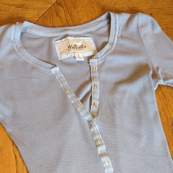 Y2K Hollister Women's Half Sleeve Gray Henley Tee Bella Swan - Picture 4 of 12